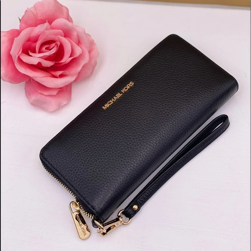 Michael Kors Continental Wallet Wristlet Black